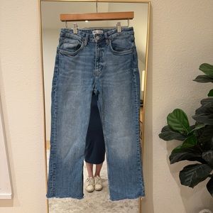 ZARA Cropped Flare Jeans Mid Wash EUC 6 28 Mid Rise